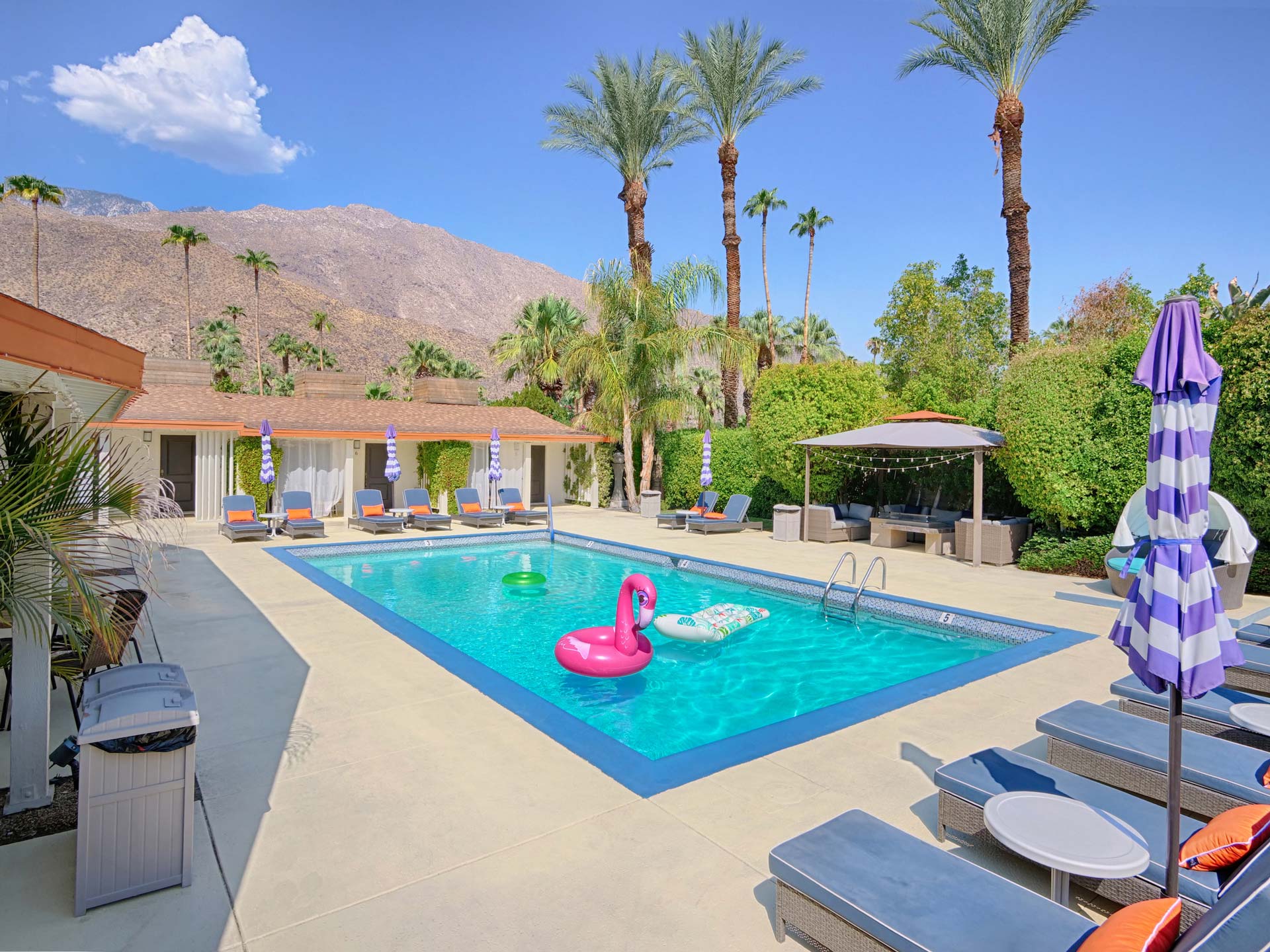 Palm Springs Boutique Hotel